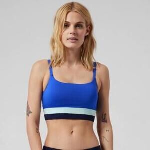NWT Athleta Coastline Bikini Top